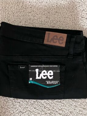Lee Men’s Black Bootcut Jeans with Leather Patch